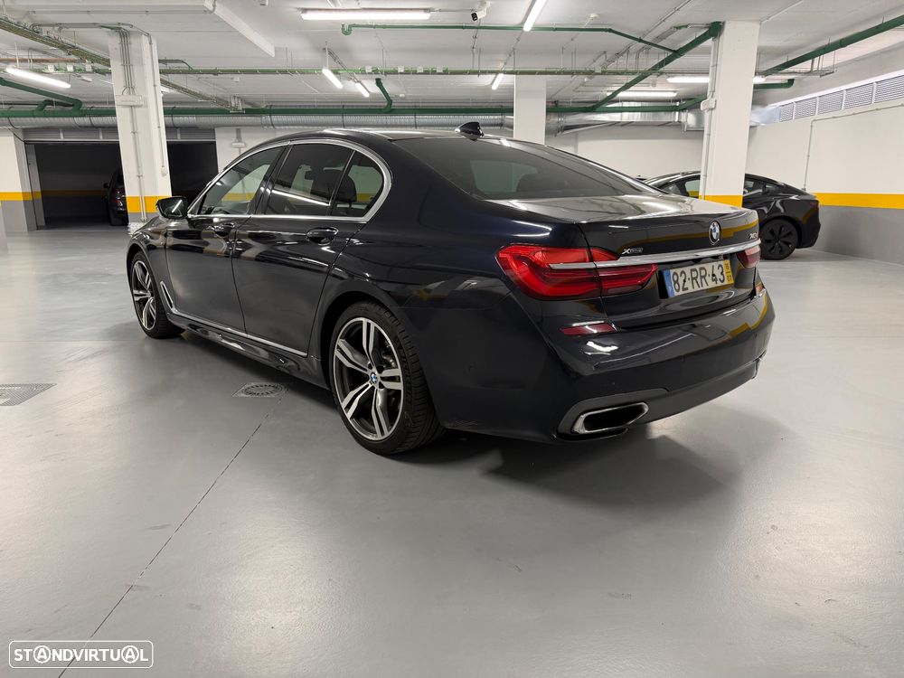 BMW 740 d xDrive Pack M - 3