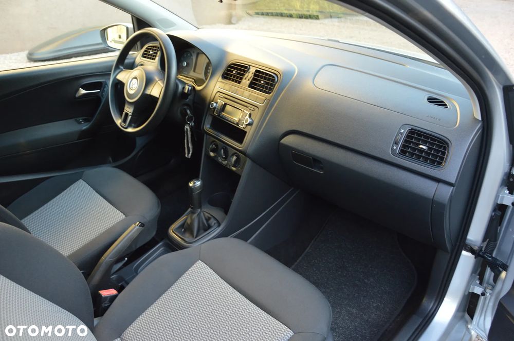 Volkswagen Polo - 21