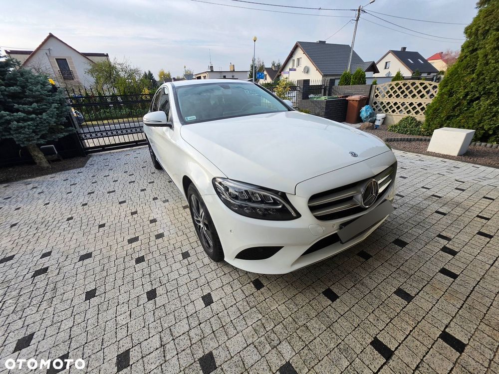 Mercedes-Benz C-Class 2019 photo 2