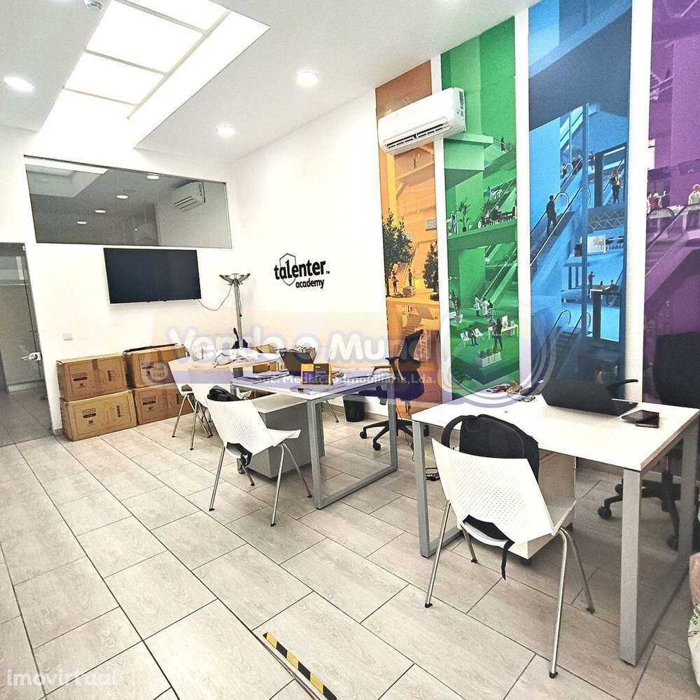 Loja no Carregado (CARR028) - Grande imagem: 3/19