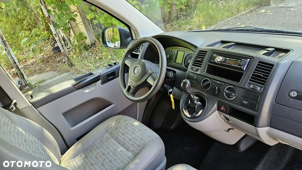 Volkswagen Transporter - 18