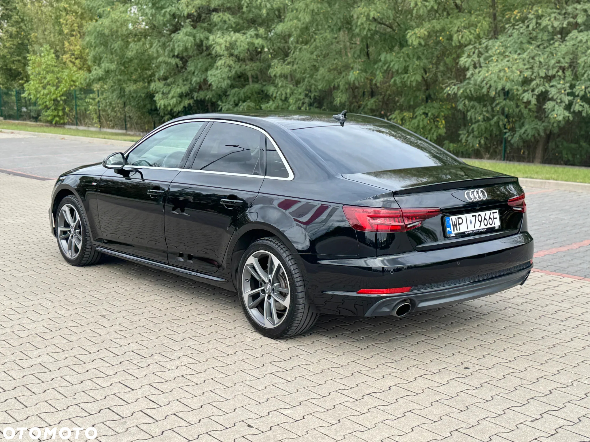 Audi A4 - 8