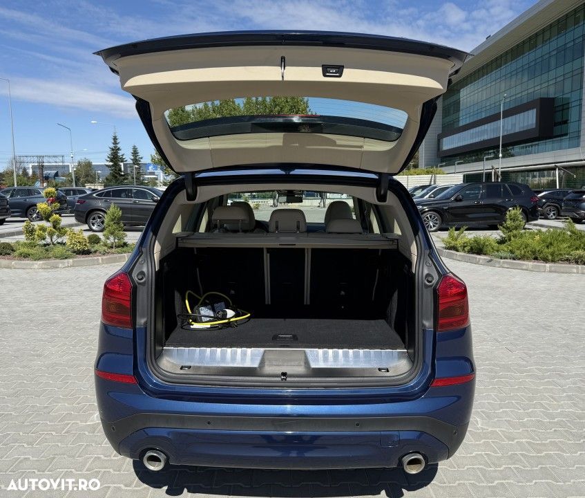 BMW X3 xDrive30e AT PHEV - 29
