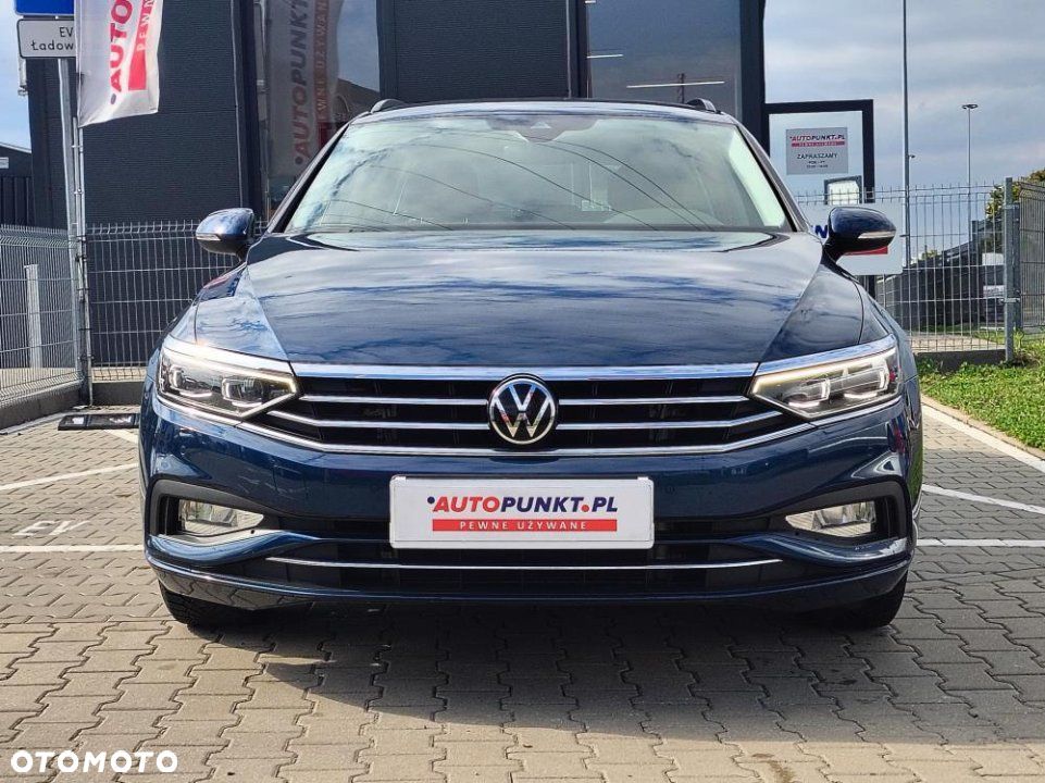 Volkswagen Passat - 2