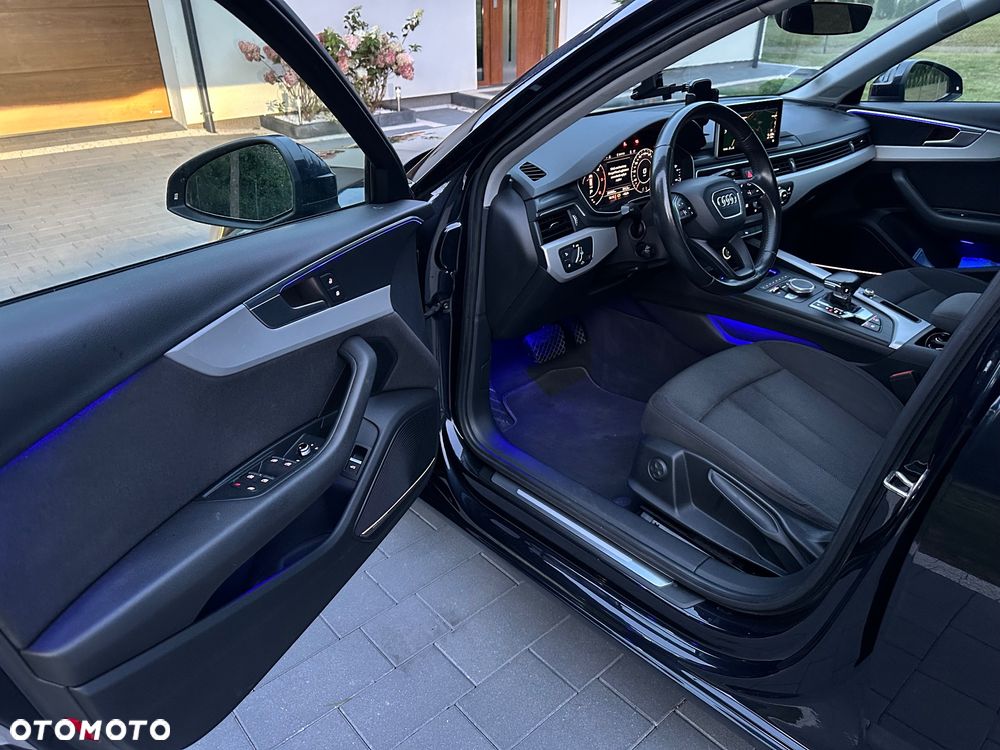 Audi A4 Avant 2.0 TDI S tronic - 4