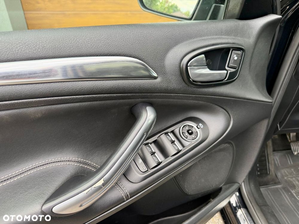Ford S-Max 2.0 Viva Titanium - 27