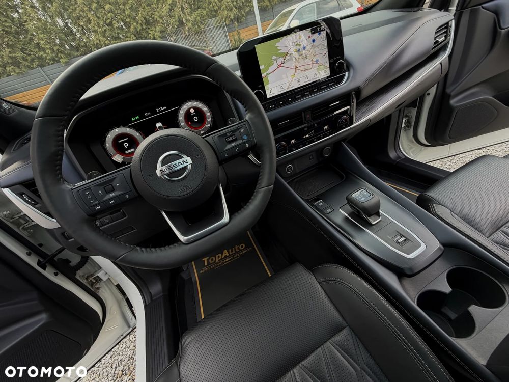 Nissan Qashqai 1.3 DIG-T DCT AKARI - 30