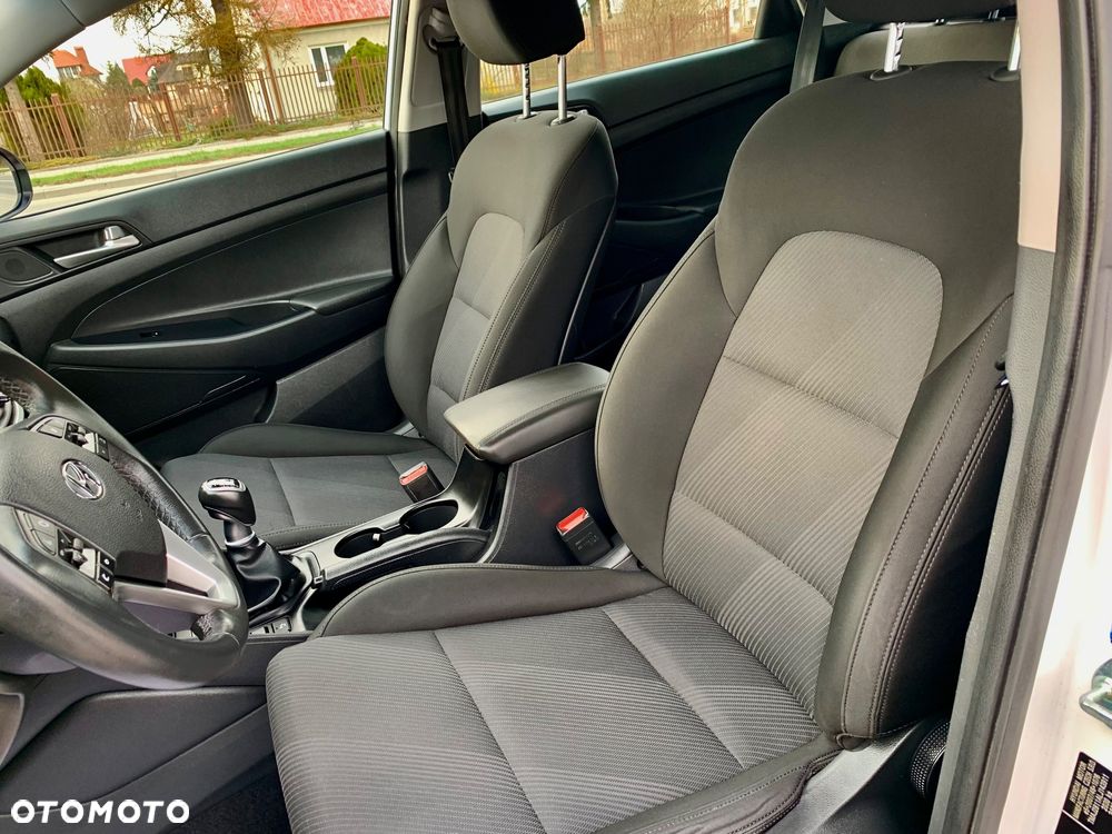 Hyundai Tucson 1.6 GDI BlueDrive Comfort 2WD - 31