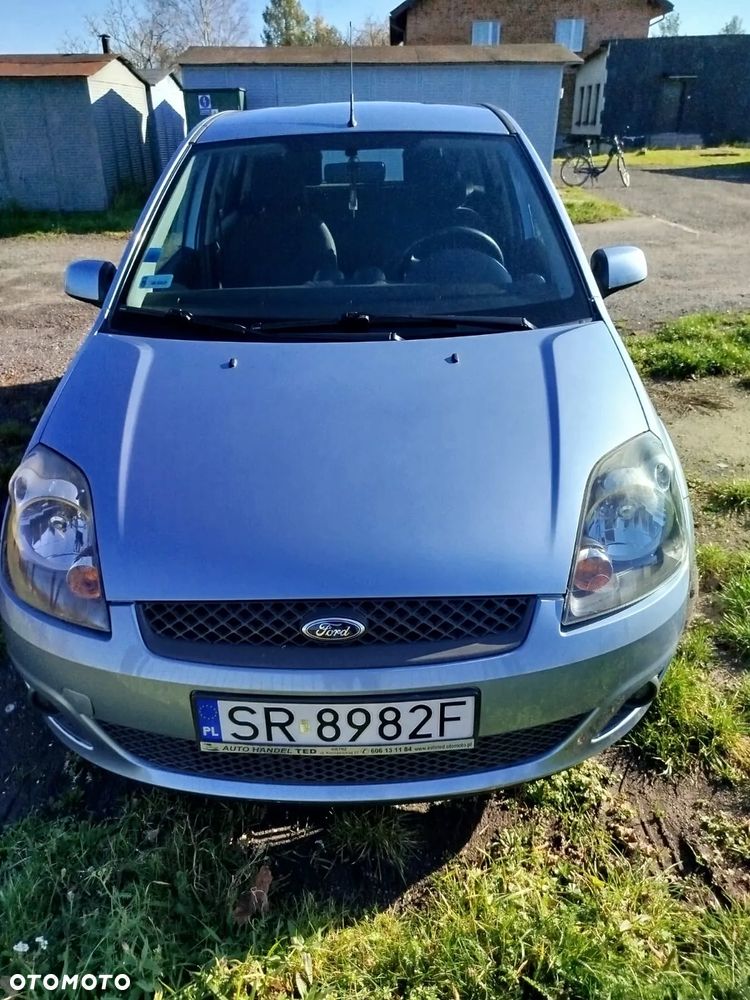Ford Fiesta - 2