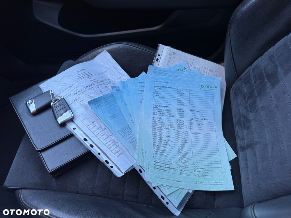 Volkswagen Passat 2.0 TDI SCR DSG Highline - 39