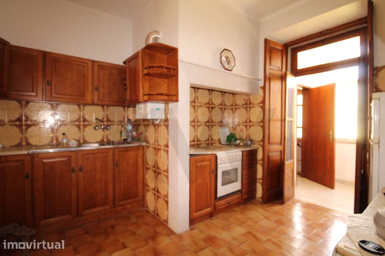 Apartamento T4 na Rua Necessidades, Estrela com vista para o Rio Tejo - Grande imagem: 5/30