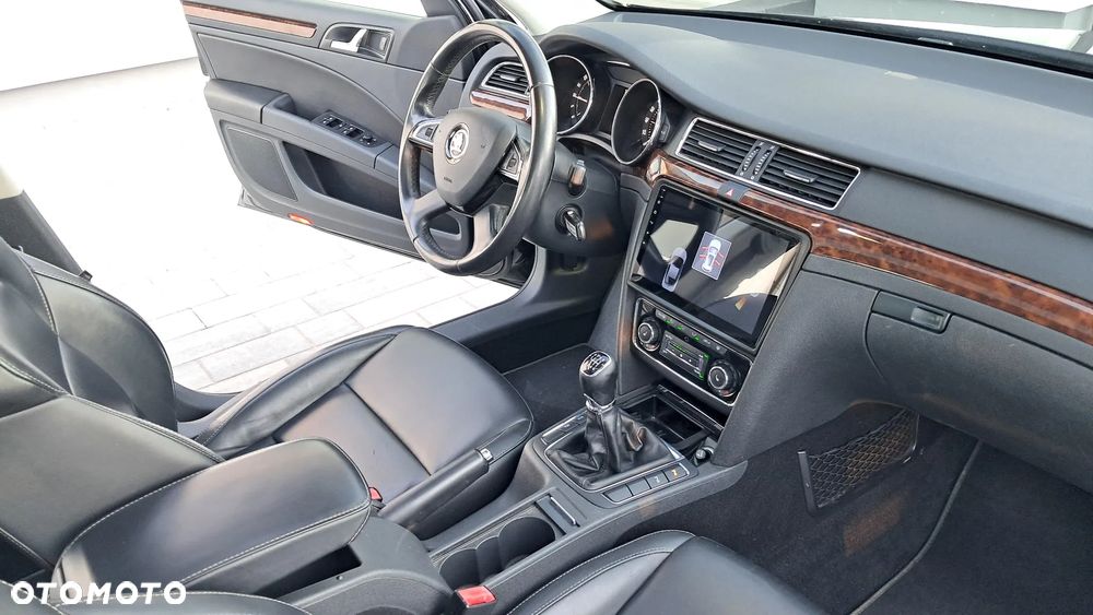 Skoda Superb 1.6 TDI Active Greenline - 21