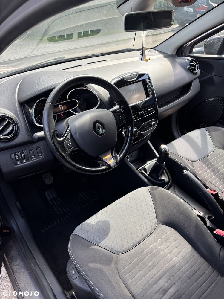 Renault Clio - 5