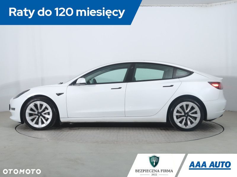 Tesla Model 3 - 3