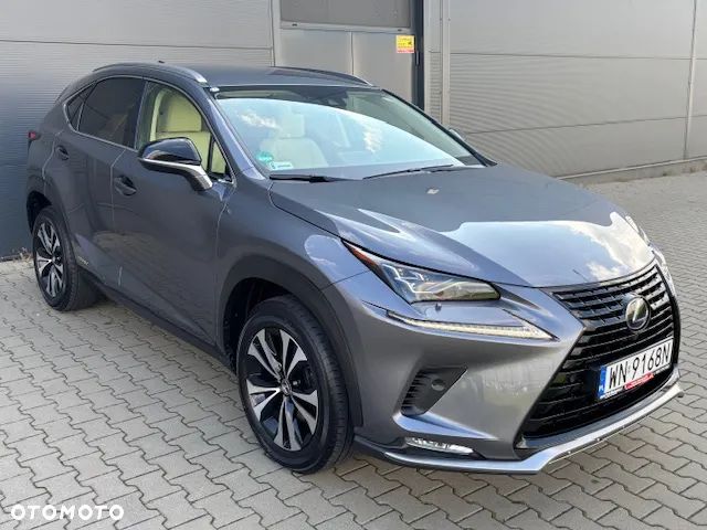 Lexus NX 300h F Impression AWD - 9