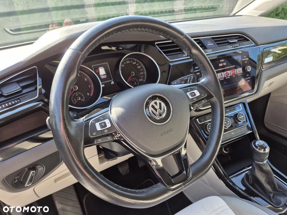 Volkswagen Touran 1.5 TSI ACT OPF Comfortline - 28