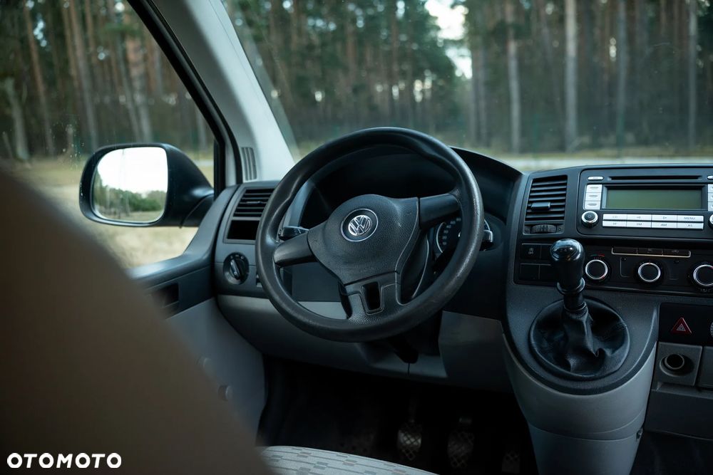 Volkswagen T5 - 27