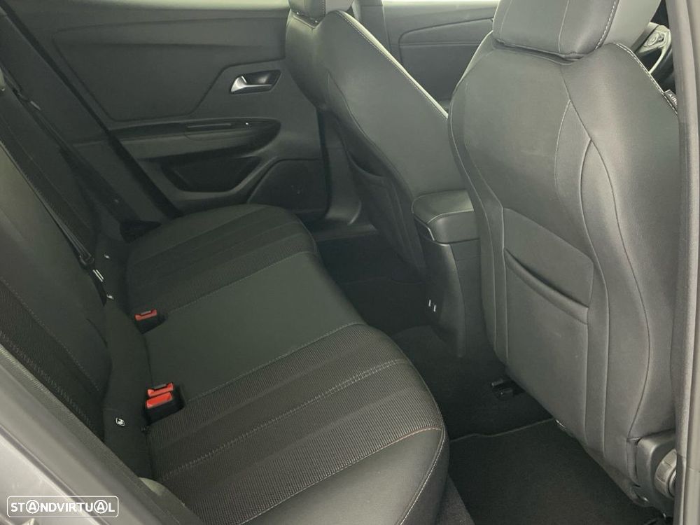 Opel Mokka 1.2 T GS - 24