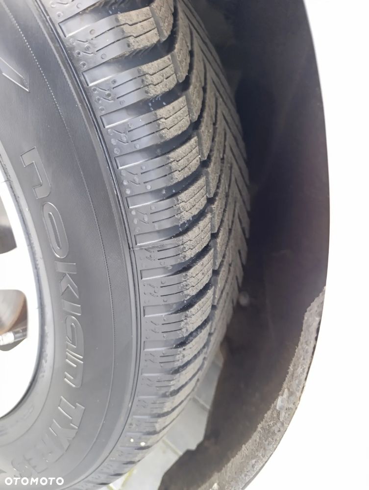 Chrysler Pacifica - 21