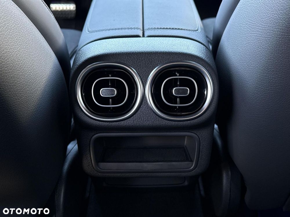 Mercedes-Benz GLC - 16