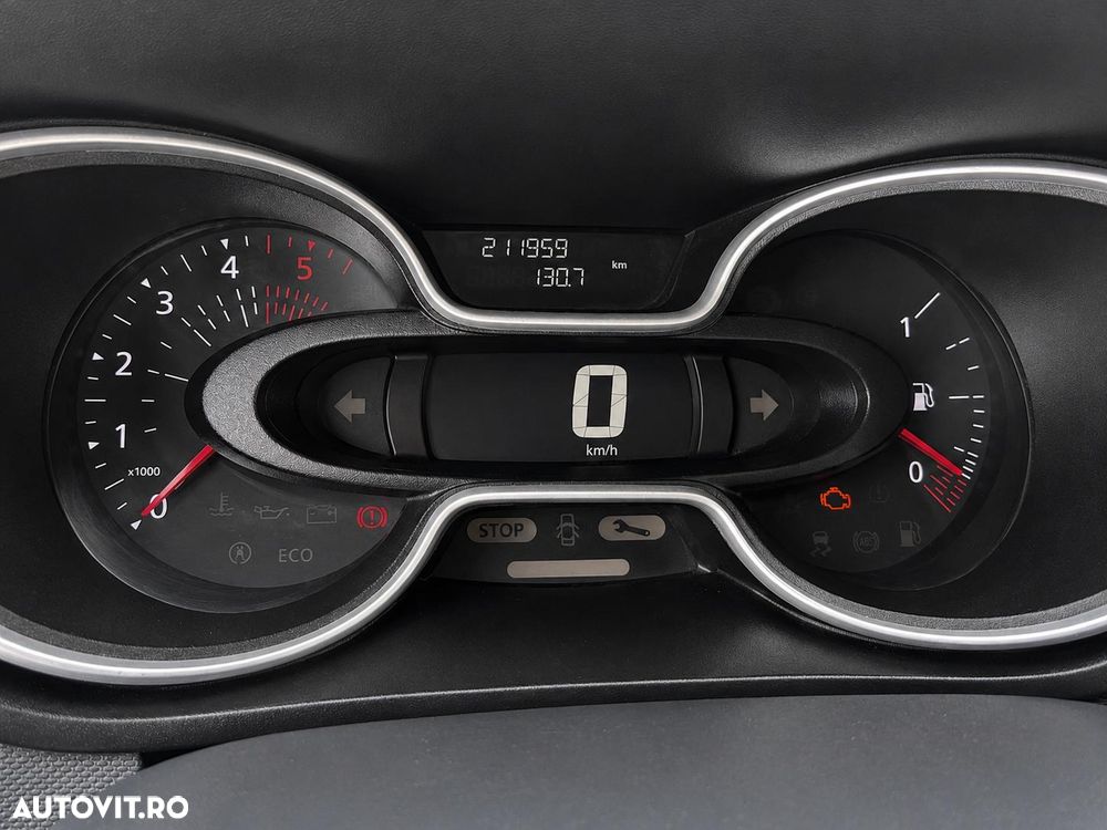 Renault Trafic - 11