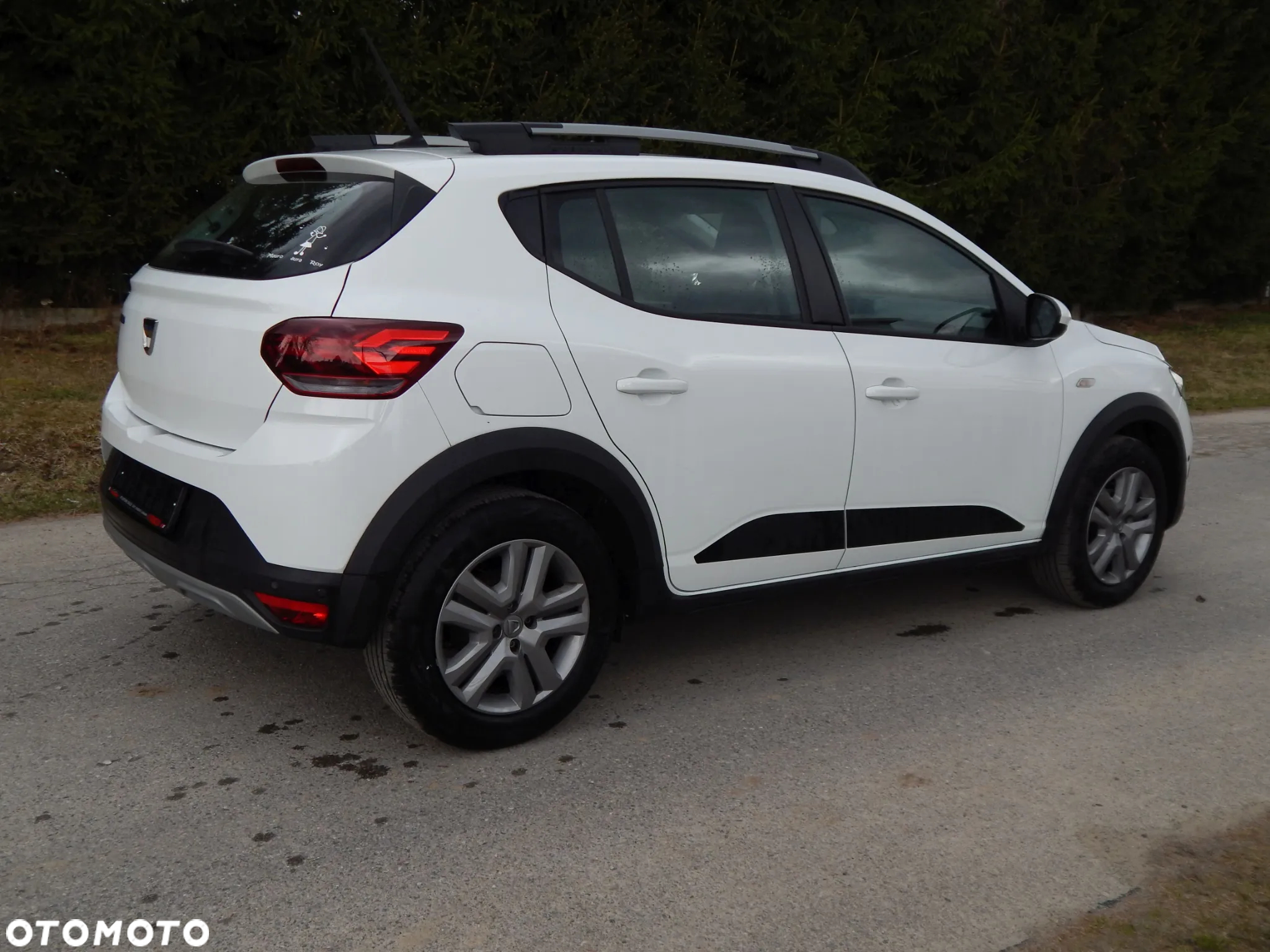 Dacia Sandero Stepway 1.0 TCe Laureate S&S - 3