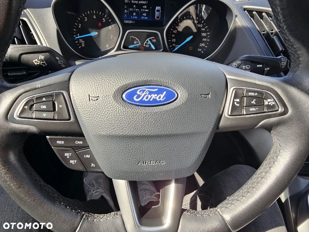 Ford Kuga 1.5 EcoBoost 2x4 Trend - 23
