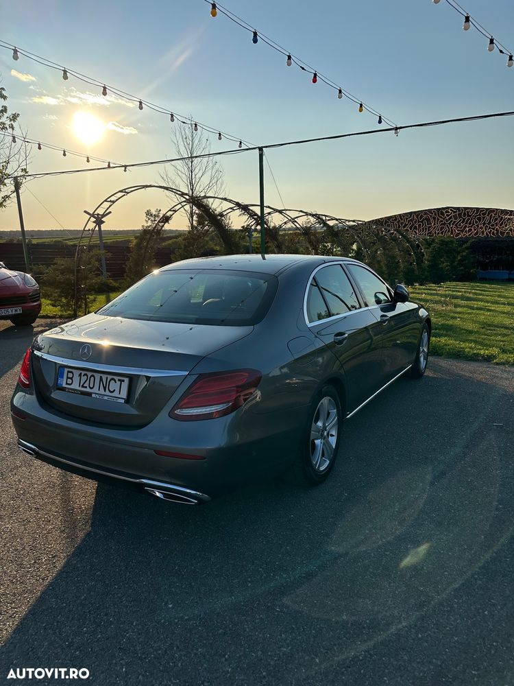 Mercedes-Benz E 220 d Aut. - 12