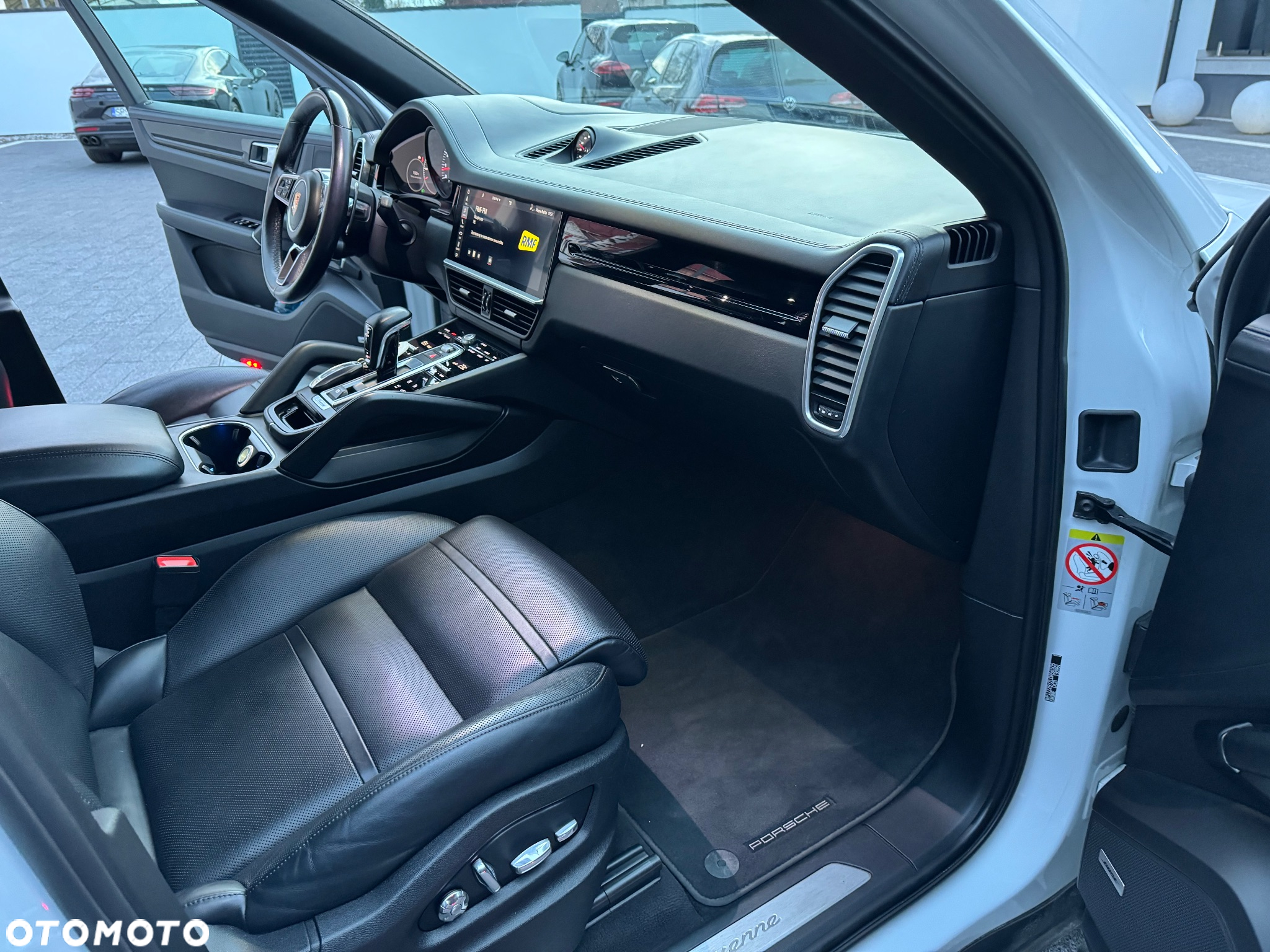 Porsche Cayenne Coupe - 33