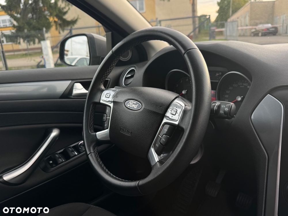 Ford Mondeo 1.6 Titanium - 15