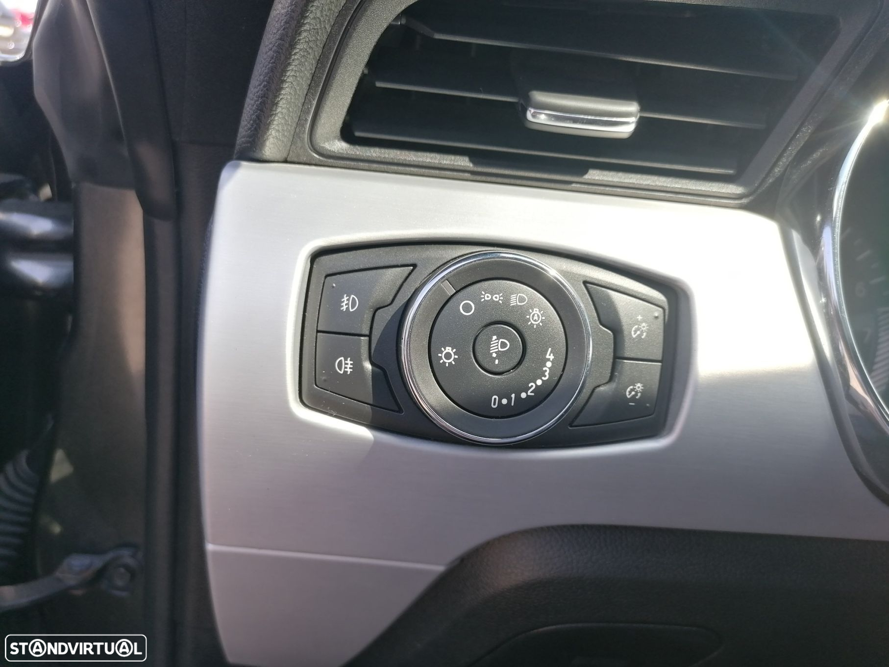 Ford Mustang Cabrio 2.3 Eco Boost - 25