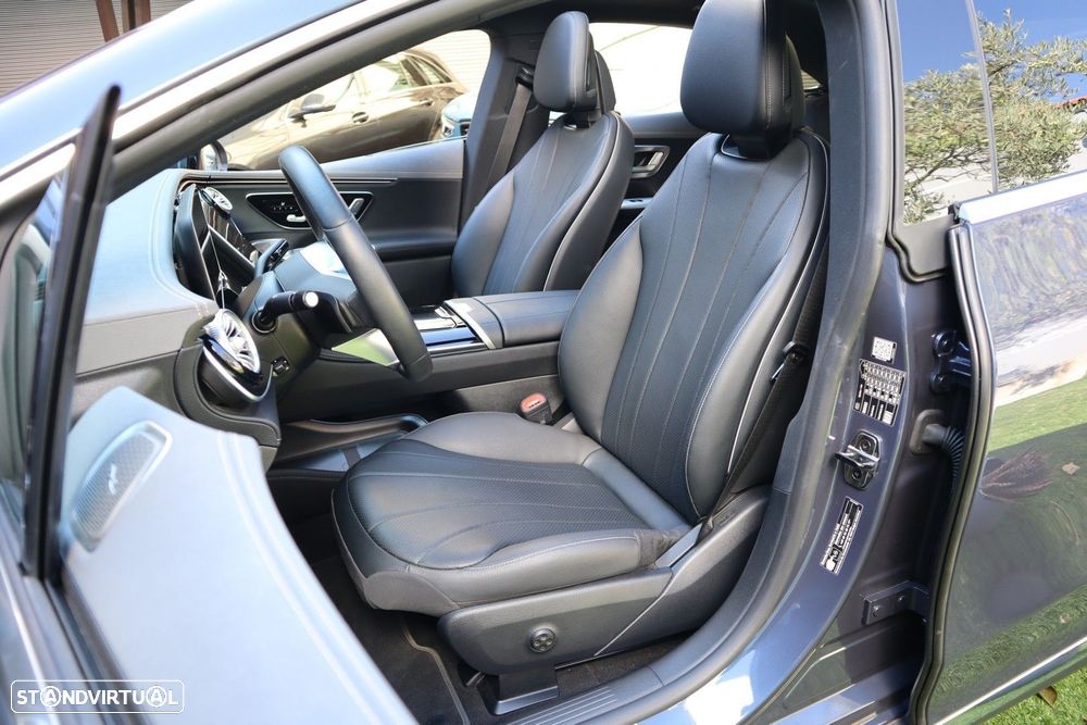 Mercedes-Benz EQE 300 Edition Electric Art - 39