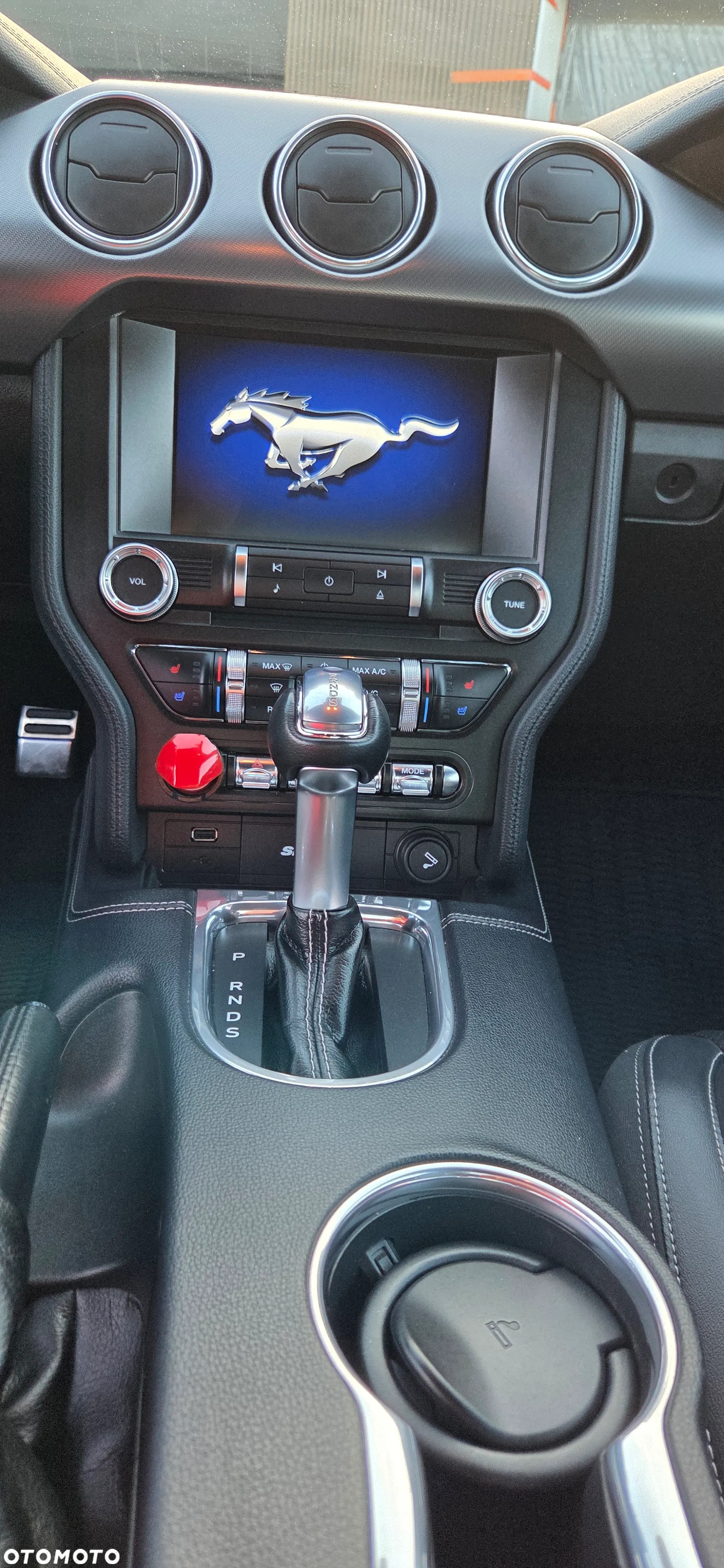 Ford Mustang 5.0 V8 GT - 22