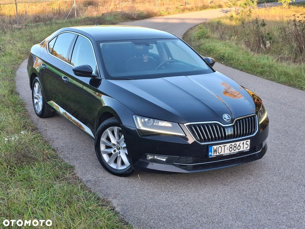 Skoda Superb 2.0 TDI SCR Ambition DSG - 4