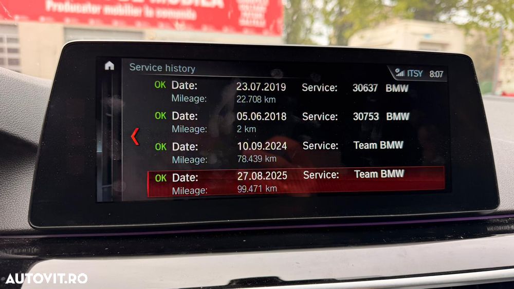 BMW Seria 5 520i Aut. Luxury Line - 36