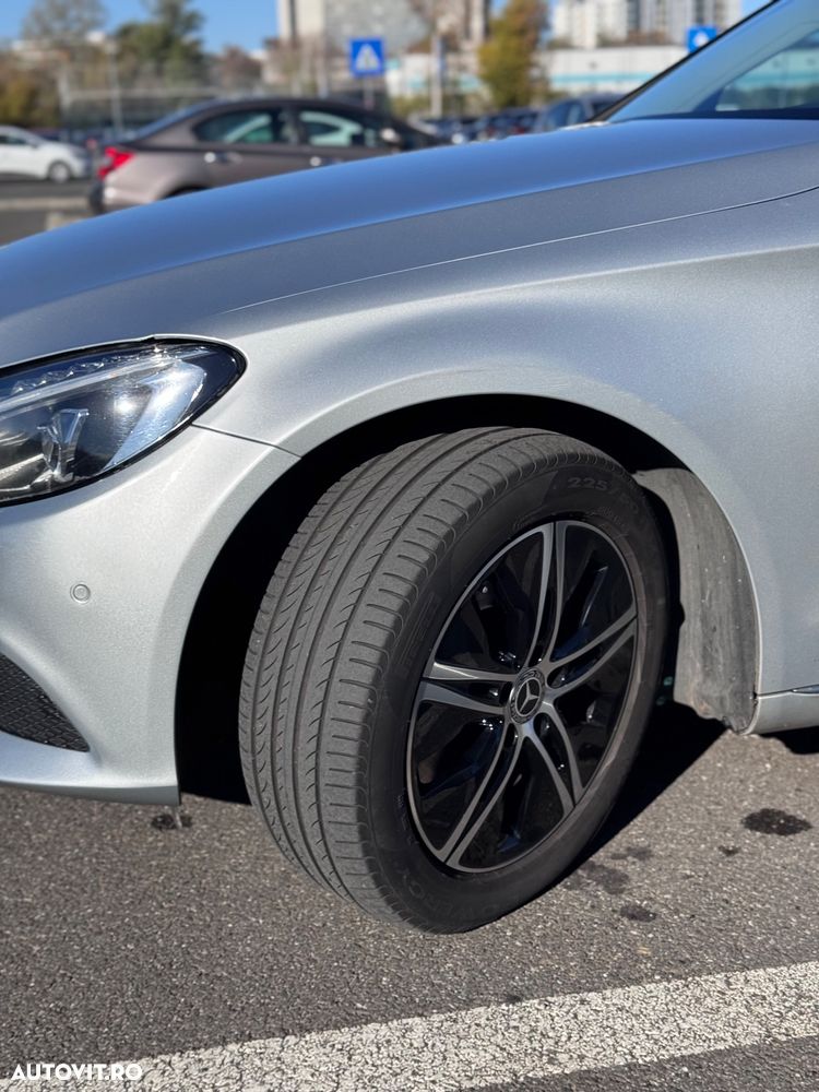 Mercedes-Benz C 250 d 4Matic 9G-TRONIC - 13