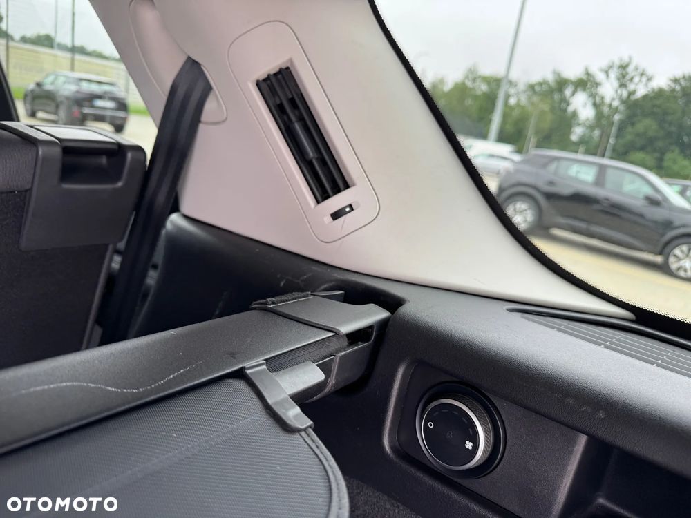 Land Rover Discovery Sport - 33