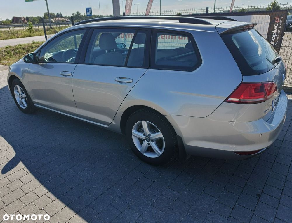 Volkswagen Golf - 13