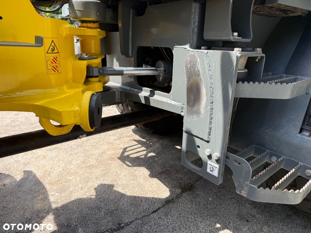 Wacker Neuson Ładowarka WL52 - 19