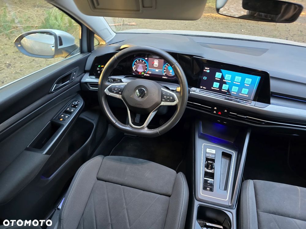 Volkswagen Golf 1.5 TSI BMT Evo Highline DSG - 17