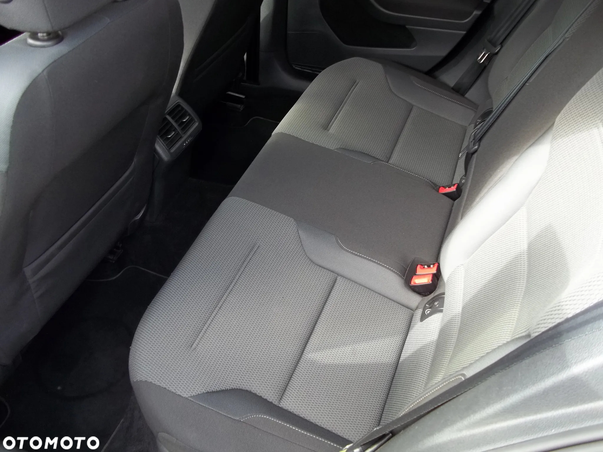 Volkswagen Golf VII 1.2 TSI BMT Trendline - 13