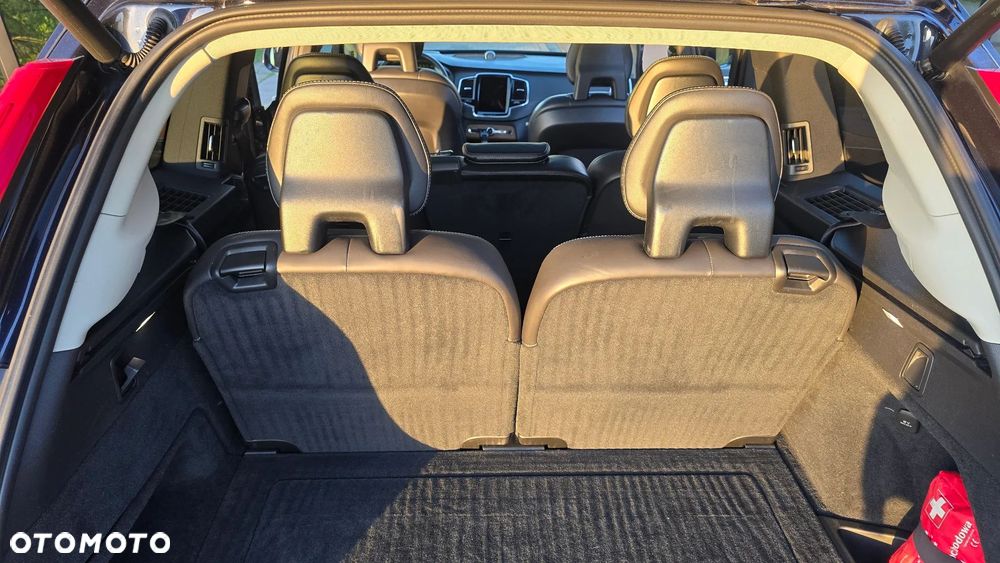 Volvo XC 90 D5 AWD Inscription 7os - 31