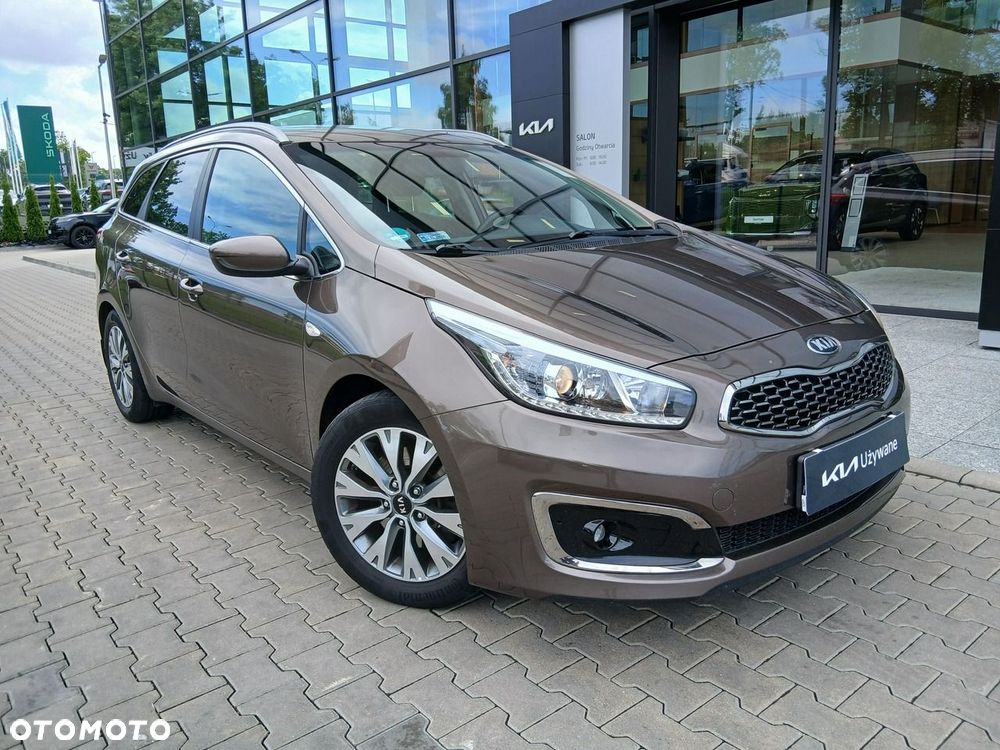 Kia Ceed 1.6 GDI Smart Plus - 10