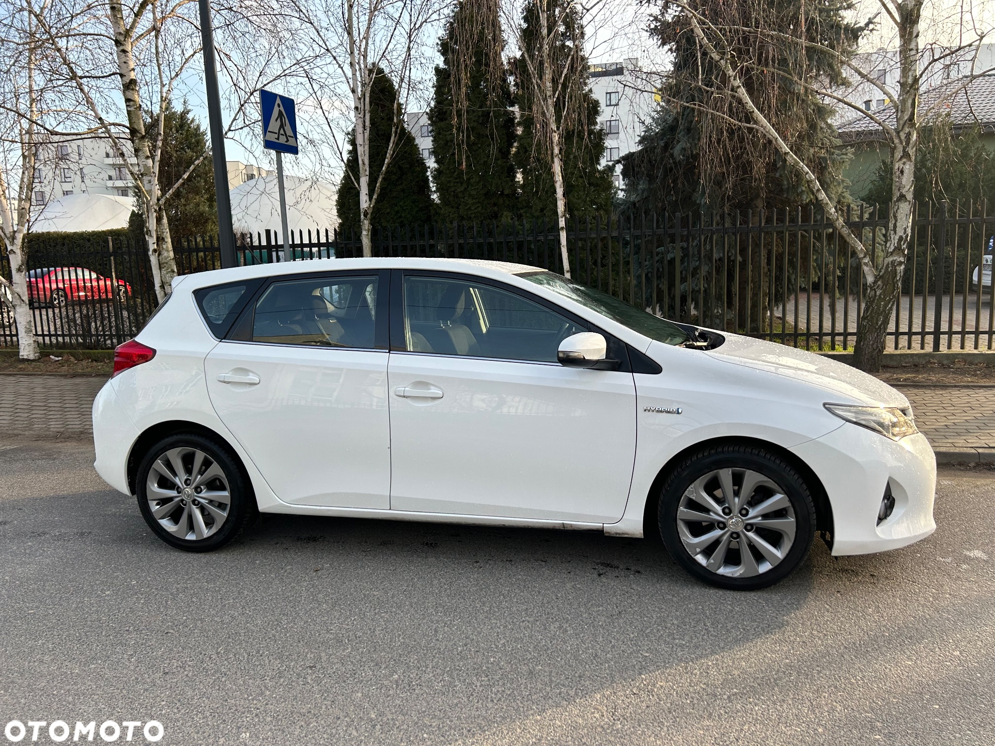 Toyota Prius 1.8 HSD Luna - 4