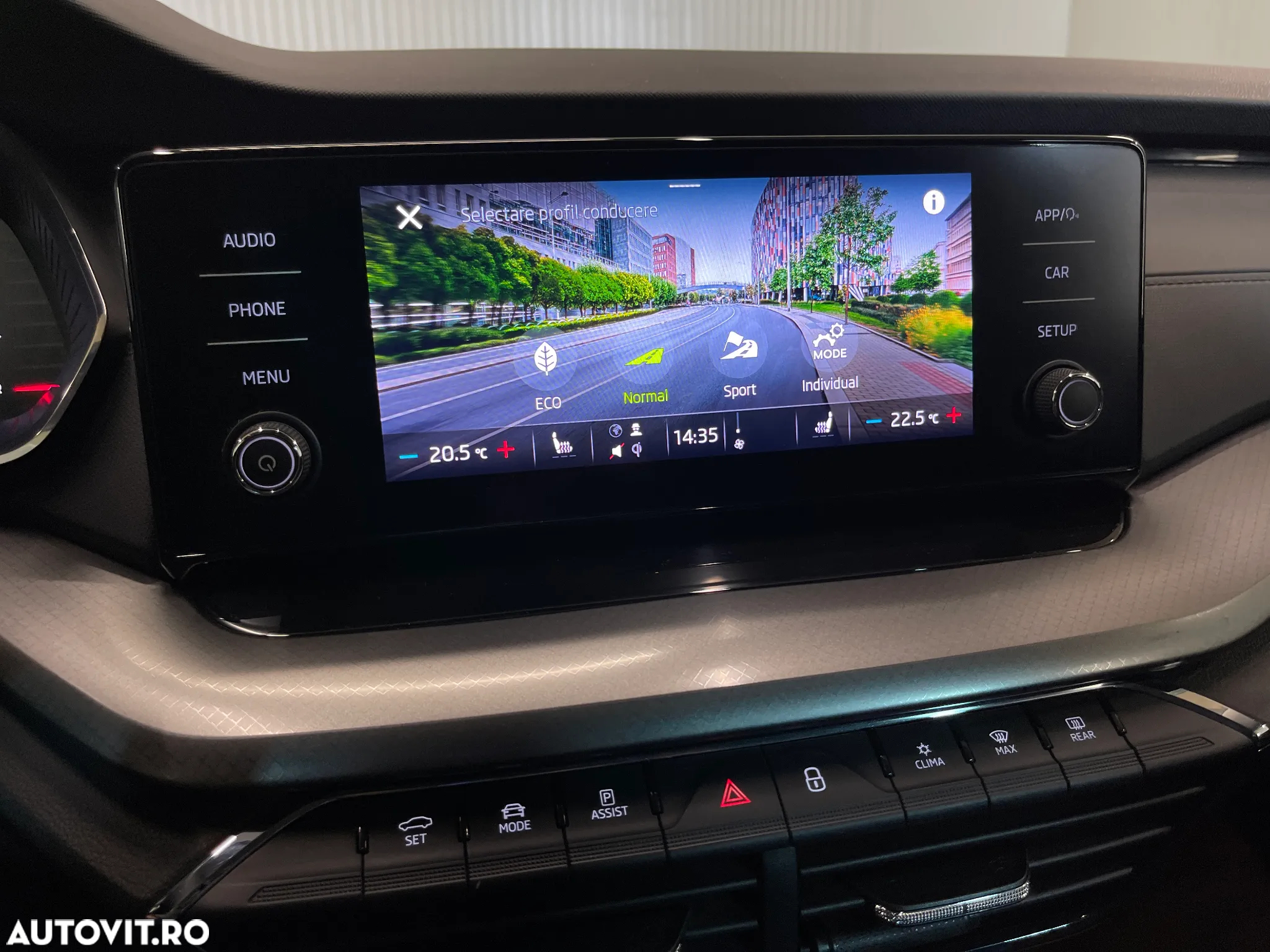 Skoda Octavia 2.0 TDI Ambition - 19