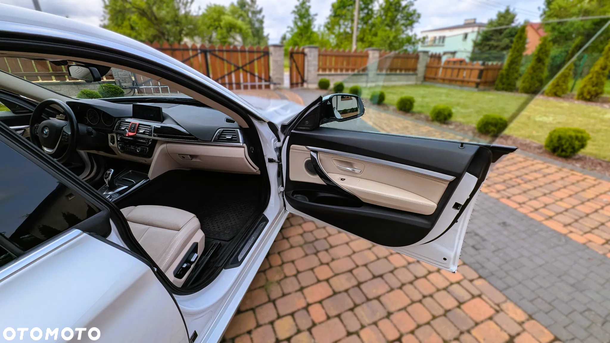 BMW 3GT 320d xDrive Luxury Line - 27