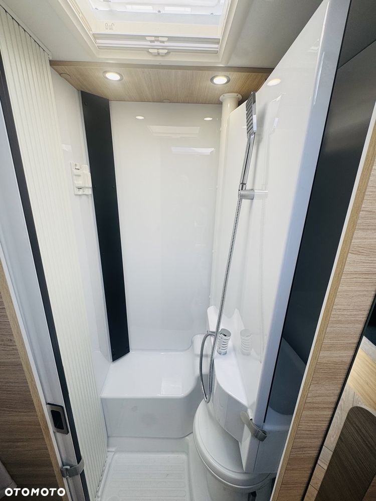 Ford Chausson 627 GA Titanium Line - 35