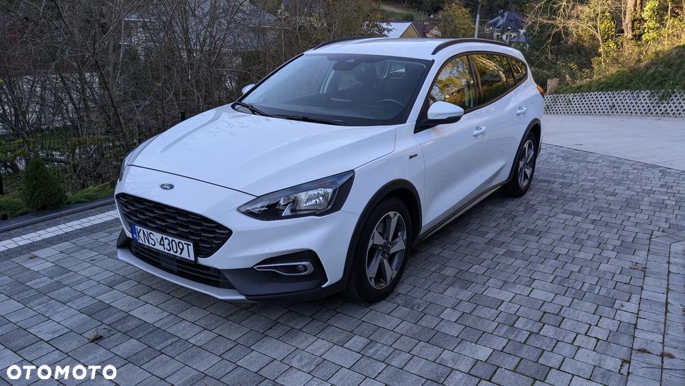 Ford Focus 1.0 EcoBoost Active X - 3