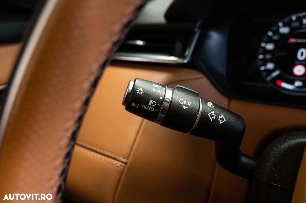 Land Rover Range Rover Velar 3.0 R-Dynamic - 28