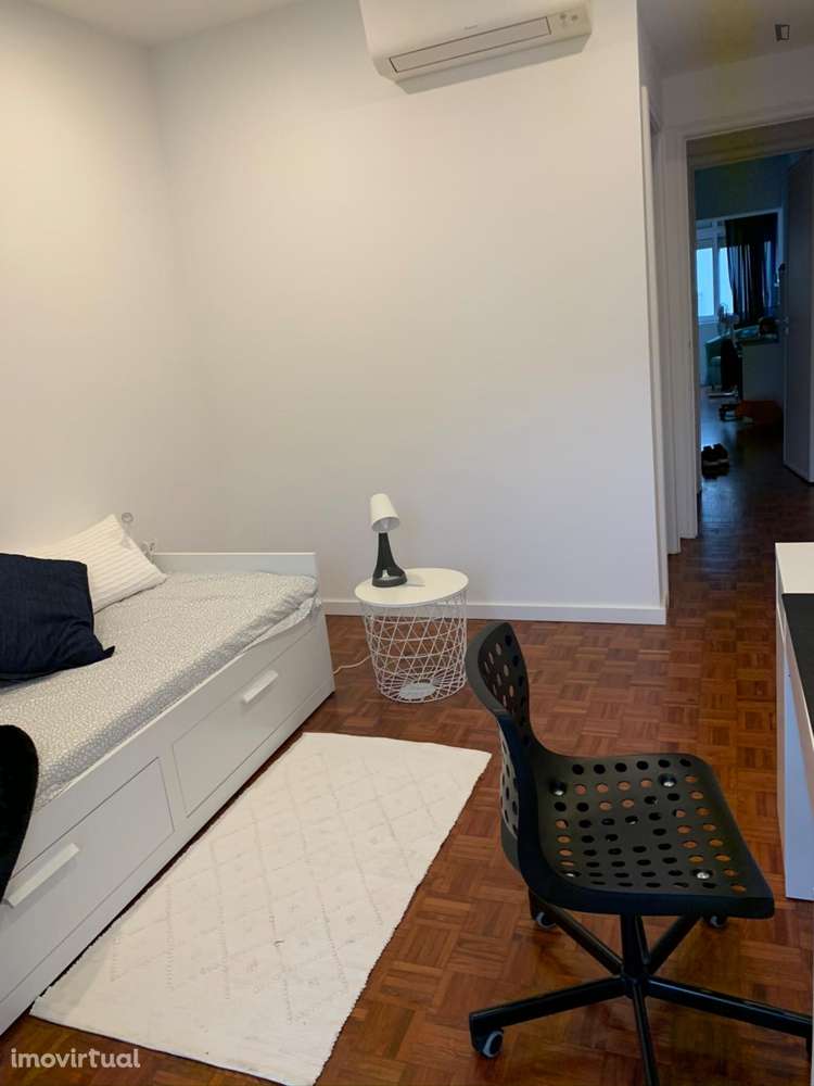 Quarto - localizado em Lumiar Lisbon - Grande imagem: 2/52